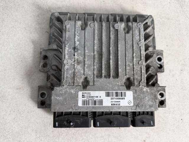Мізки двигуна 237100668R RENAULT