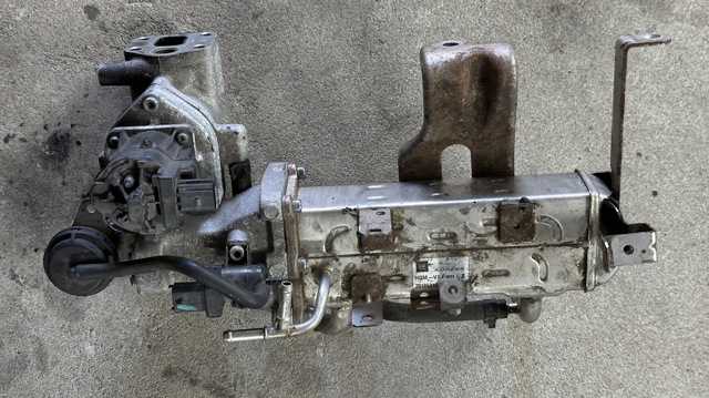 Клапан EGR, рециркуляції газів 25185316 OPEL