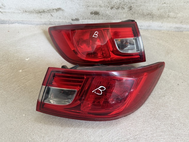 Стоп задній 265553021R RENAULT