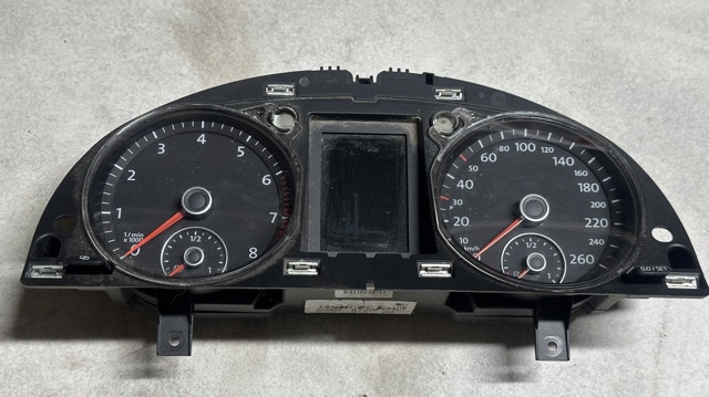 Панель приладів 3C0920872D VAG