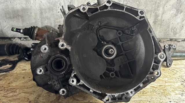 Ручна коробка передач Opel Astra H TWINTOP