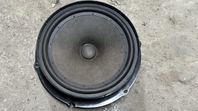 Динамік передньої двері 5L0035411A VAG