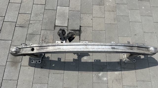 Підсилювач бампера переднього 752100015R RENAULT