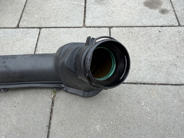 Шланг/патрубок интеркуллера 8200923261 RENAULT