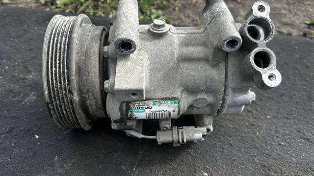 Насос кондиціонера 92600AZ74A NISSAN