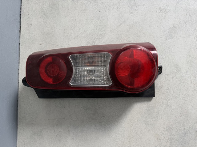 Задні ліхтарі 9677205480 PEUGEOT