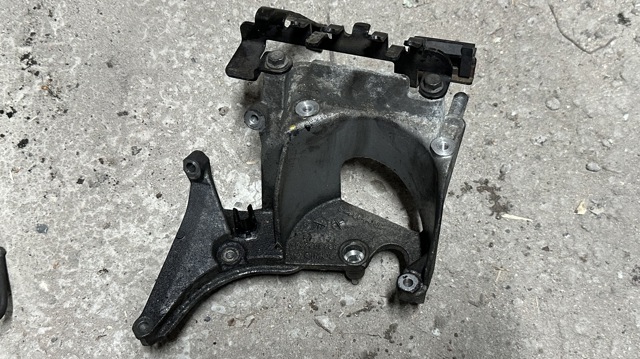 Подушка декоративної кришки двигуна 9686188780 PEUGEOT