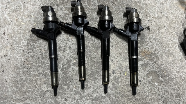 Форсунка паливна 97376270 OPEL