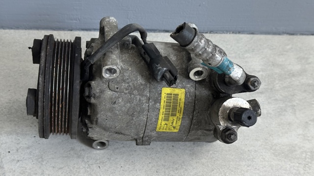 Компресор кондиціонера AV6119D629DB FORD