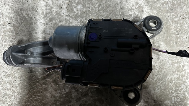 Двигун склоочисника лобового скла, лівий BM5117504AM FORD