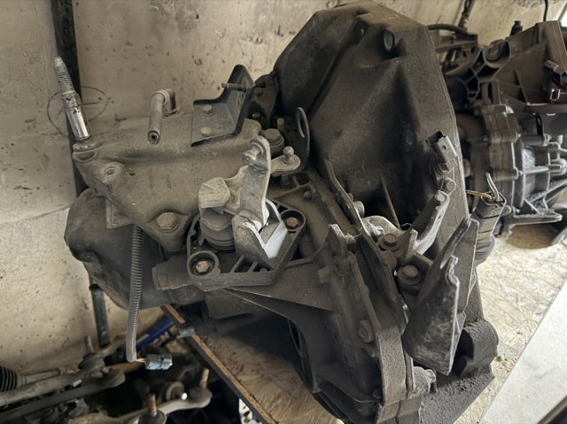 Коробка швидкостей механіка JR5116 RENAULT
