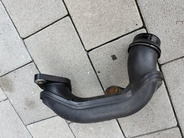 Трубка, що нагнітається SH0113331 MAZDA