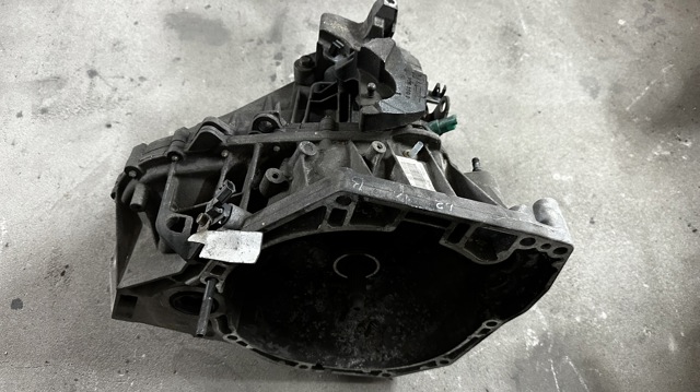 КПП в зборі TL4068 RENAULT