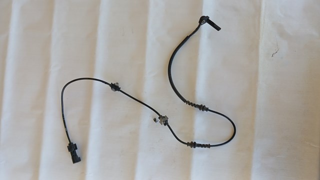 Датчик ABS передній 39002171 GM