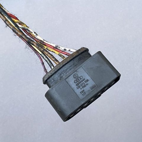 Пін (наконечник) дроту 1J0973726 VAG