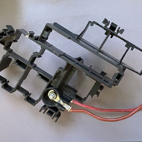 Коробка запобіжників 4G1937503B VAG