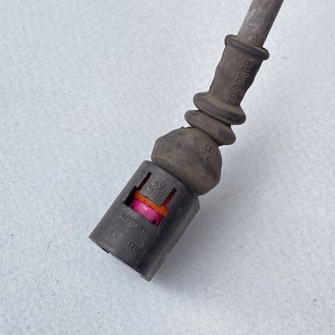 Роз’єм датчика ABS 8T0973702 VAG