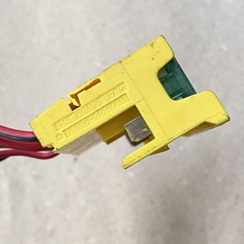 Коробка запобіжників A0055459701 MERCEDES