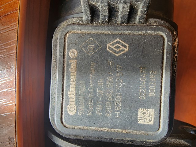Датчик потоку повітря 8200702517 RENAULT