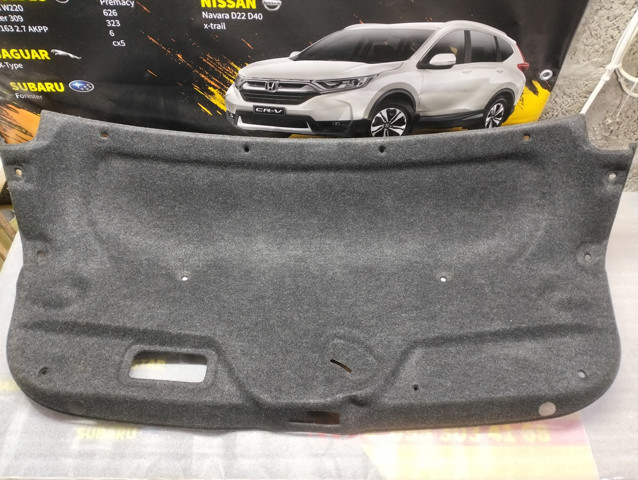 Облицювання багажника п'ятих дверей GHK1688W1 MAZDA