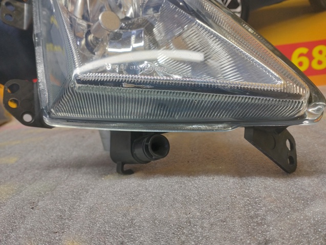 Фара протитуманна, права JX7B13B220DC FORD