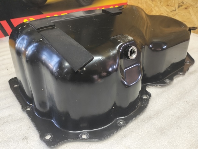 Піддон масляний картера двигуна SH0110400F MAZDA
