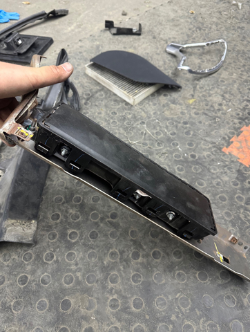 Подушка безпеки (AIRBAG) пасажирська, захисту колін 100526000G TESLA