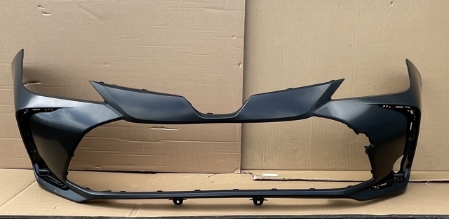 Бампер на авто 52119F2911 TOYOTA