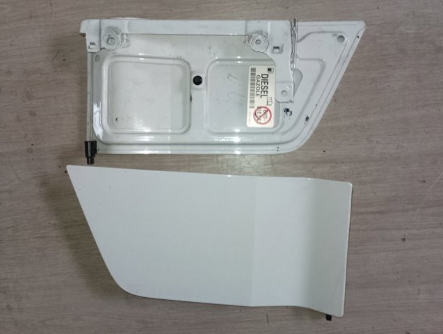 Лючок паливного бака Фольксваген Пассат B8