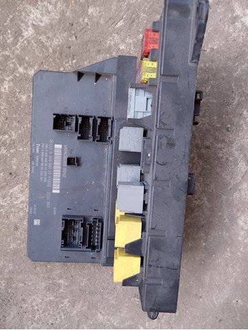 Блок керування сигналами SAM A9065453101 MERCEDES