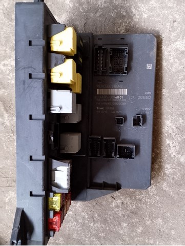 Блок керування сигналами SAM A9069006801 MERCEDES