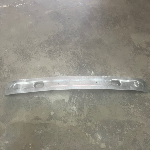 Буфер бампера переднього 8W0807113 DIAMOND