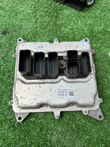 Блок електронного управління 12148610635 BMW