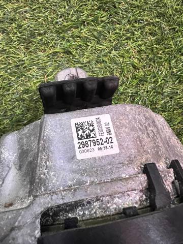 Права подушка двигуна 22116860472 BMW