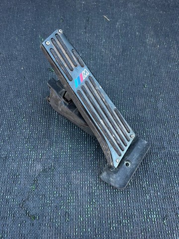 Підаль газу 35426853176 BMW