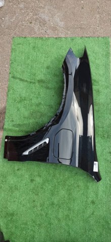 Ліве переднє крило 41007930977 BMW