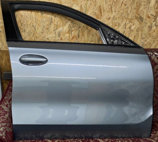 Пасажирські передні двері 41008497442 BMW