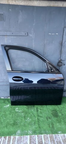 Пасажирські передні двері 41518738552 BMW