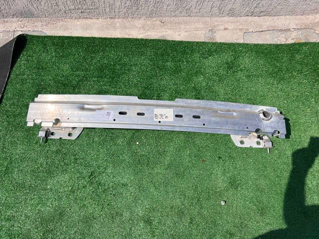 Буфер бампера заднього 51127425444 BMW