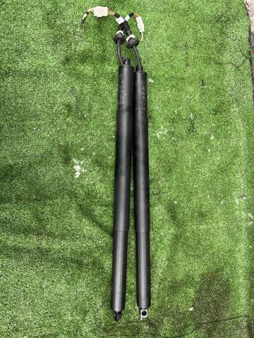 Стійка задніх дверей 51249482800 BMW