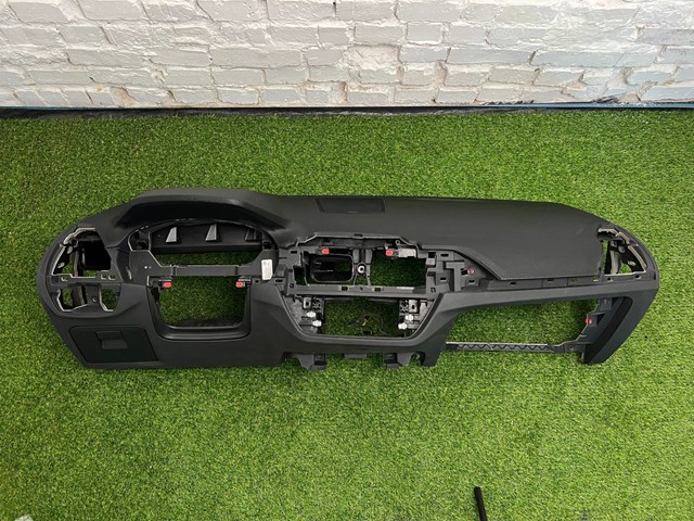 Панель приладів торпеди 51457937975 BMW