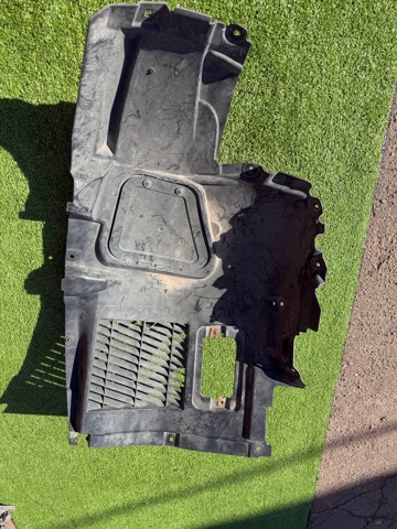Підкрилок переднього крила, лівий передній 51717186727 BMW