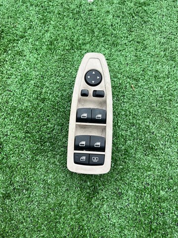 Кнопковий блок керування склопідіймачами передній лівий 61319218482 BMW