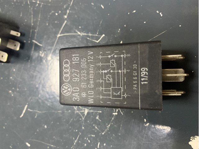 Реле стартера 3A0927181 VAG