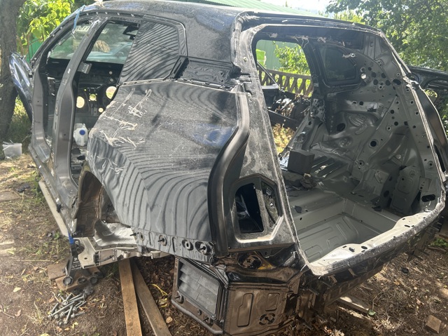 Крило заднє ліве 41009630963 BMW