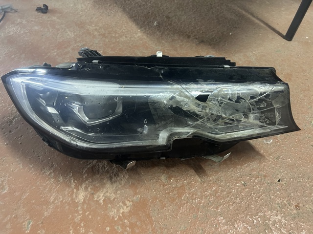Фара основна права 63118496160 BMW