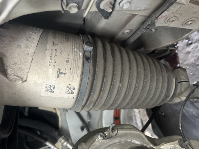 Стойка амортизатора передняя 102736100G Tesla Model