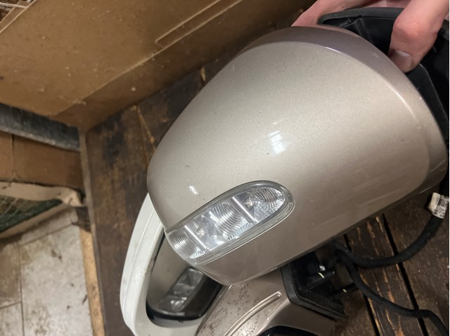 Праве бічне дзеркало 1648104616 MERCEDES