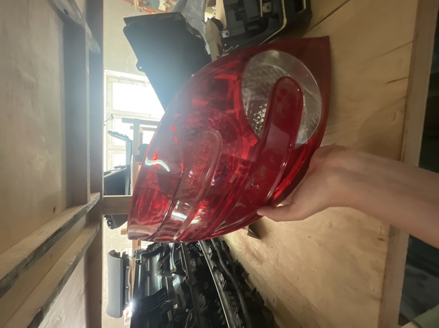 Ліхтар задній лівий 2518201764 MERCEDES