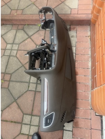 Приладова панель 8K1857003B VAG